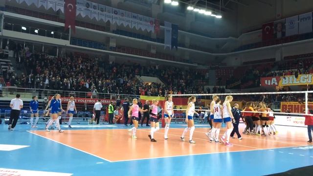 Galatasaray Daikin-Dinamo Krasnodar CEV Cup Final maci / Mac sayisinin alindigi an смотреть онлайн