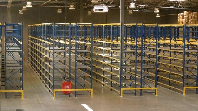 Warehouse Racking Design Software - Gif Maker DaddyGif.com (see description) смотреть онлайн