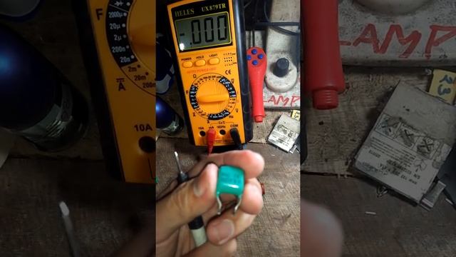 Multimeter HELES ux879tr,CAPACITOR TEST, PART1 смотреть онлайн
