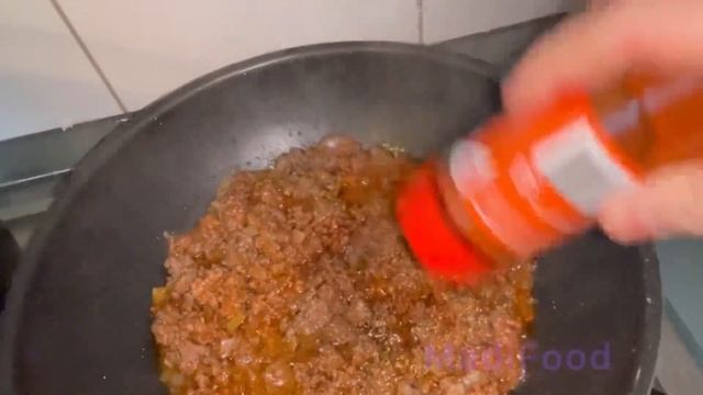 Пирожки в духовке с очень вкусной мясной начинкой. смотреть онлайн