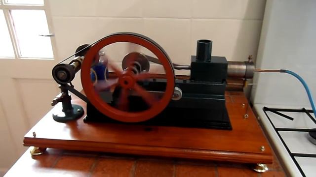 Big model steam engine, unknown builder, on air at 10 psi then 15 psi смотреть онлайн