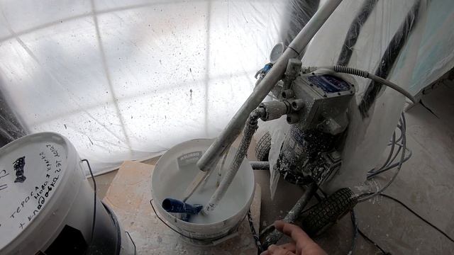 покраска стен и потолка, покрасочный аппарат HYVST SPX1250 310 краскопульт. ремонт квартир в уфе. смотреть онлайн