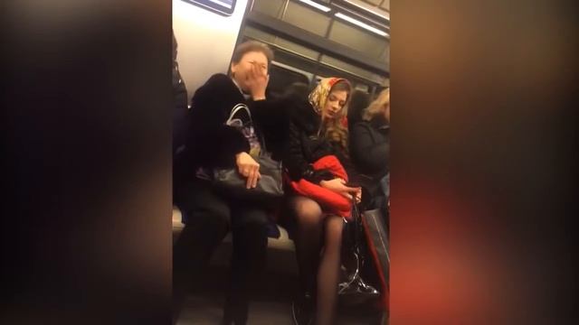 богиня в вагоне метро смотреть онлайн