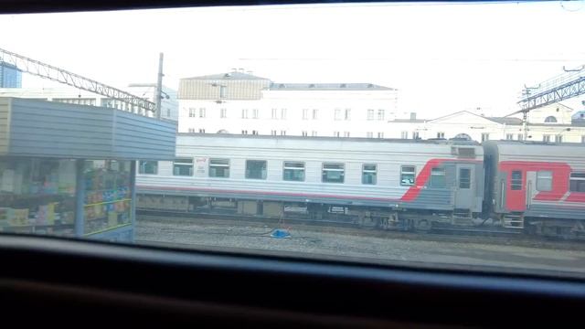 Поездка на поезде 150А Санкт-Петербург - Челябинск из Перми в Екатеринбург смотреть онлайн