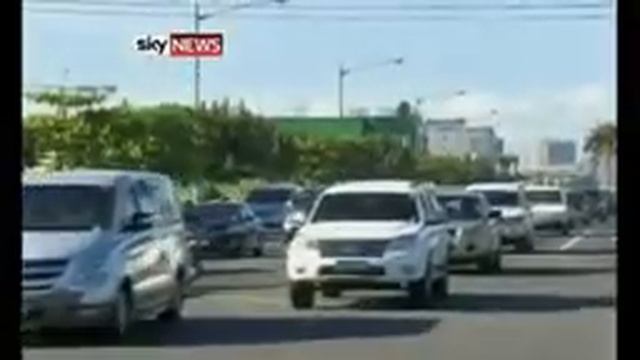 танцующий регулировщик дорожного движения смотреть онлайн