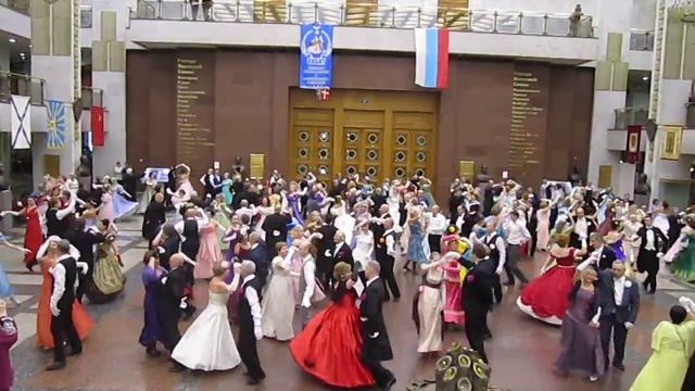 Фигурный вальс. Традиционный осенний бал на Поклонной горе 15 октября 2016 года смотреть онлайн