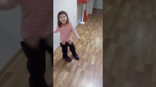 Мамины сапоги смотреть онлайн