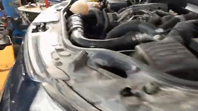 Jeep Grand Cherokee WK2 3.0 D нюансы при замене помпы смотреть онлайн