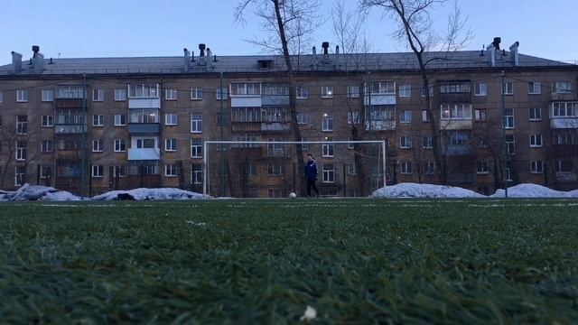Удары по воротам) смотреть онлайн