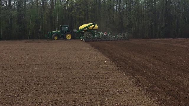 Трактор John Deere 8310 сеялка John Deere 730 смотреть онлайн