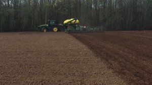 Трактор John Deere 8310 сеялка John Deere 730