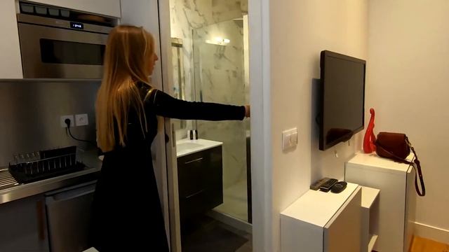 Купить квартиру в Париже. РУМ ТУР. смотреть онлайн