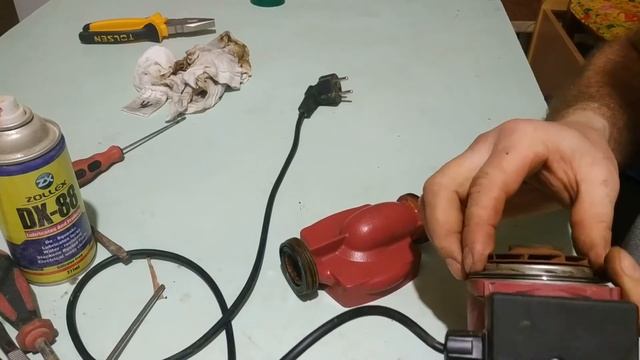 Циркуляционный насос Grundfos UPS 25 40 130 смотреть онлайн