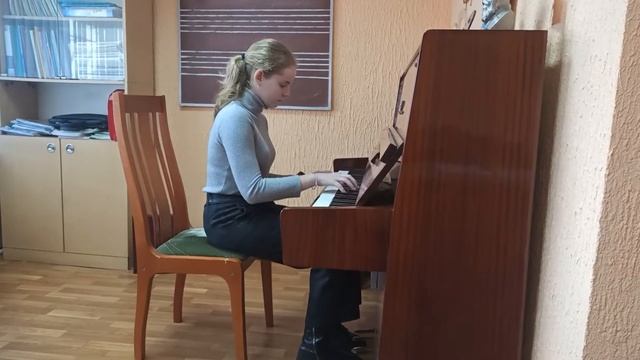 Клещенко Полина, И. С. Бах, Гавот из Французской сюиты Соль мажор смотреть онлайн