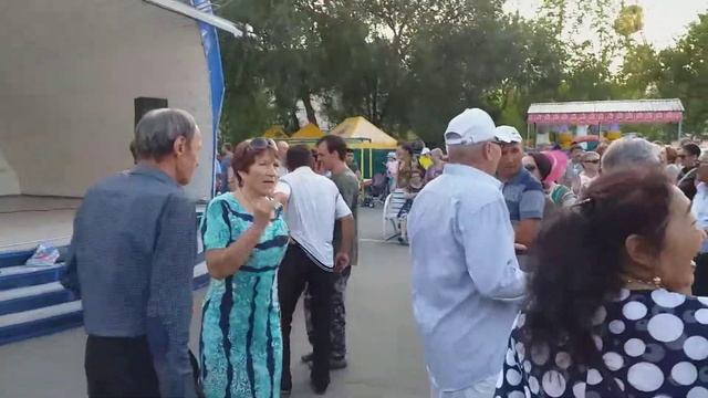 Танцы в Парке 4.  г.  Костанай.  28. 07. 2019г .