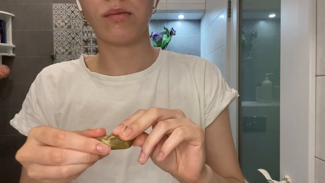ASMR EATING CHALK CLAY ХРУСТ АСМР МЕЛ И УРАЛЬСКАЯ ГЛИНА смотреть онлайн