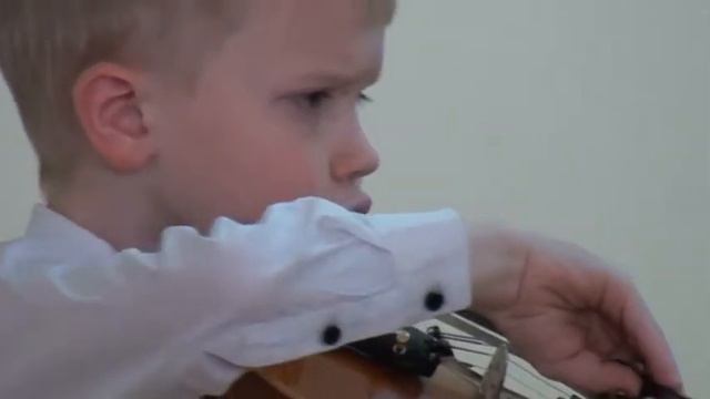 Чайковский "Колыбельная в бурю", "Неаполитанская песенка" исполняет Илья Еремеев смотреть онлайн