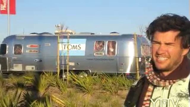 Yogi Time's YTTV Tom's Shoes смотреть онлайн