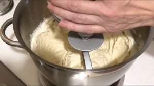 Торт Славянка с кремом и халвой