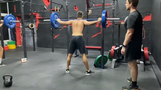 Заруба в YouCan Gym: Саня Солдат VS Олег Майами смотреть онлайн