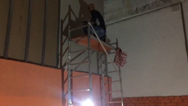 Перегородка высотой 8 метров из каркаса и гипсокартона. Расстанная ул. смотреть онлайн