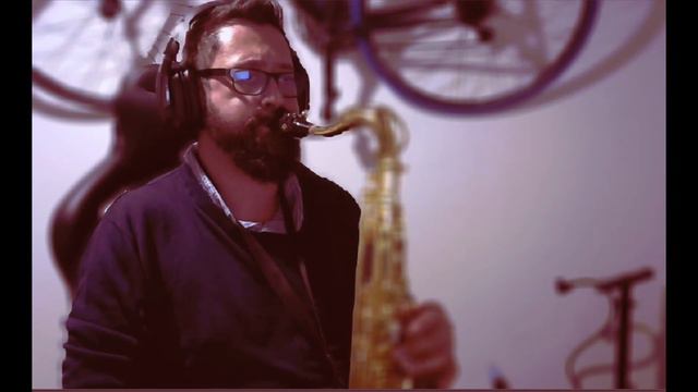 besame mucho saxophone смотреть онлайн