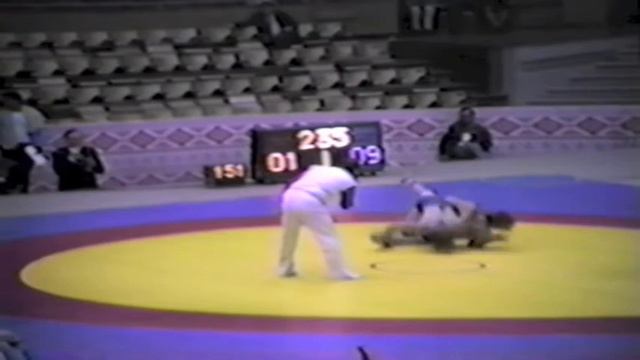 1983 Senior World Championships: 74 Kg Unknown Vs. Taram Magomadov (USSR)