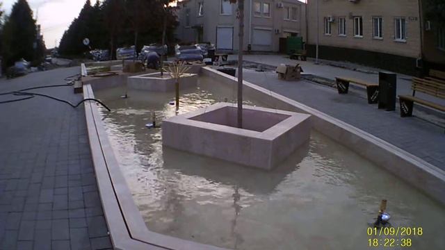 красивый фонтан в п. М-Курган смотреть онлайн