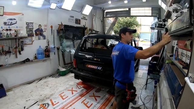 Как затонировать Ниву правильно?! Снимаем задние стёкла. Тонировка 5%