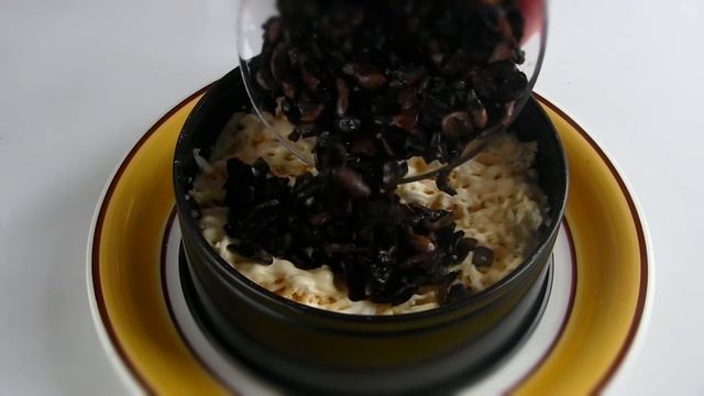 Салат "Нежная курочка" / "Курочка Ряба" с курицей смотреть онлайн