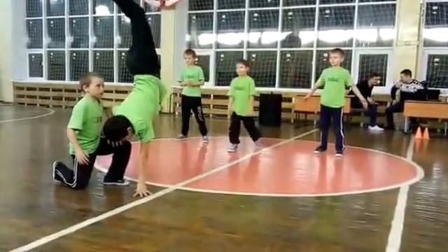 Танец джем брэйк данс