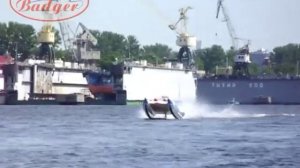 Надувной ПВХ катамаран -- скорость более 90 км/час