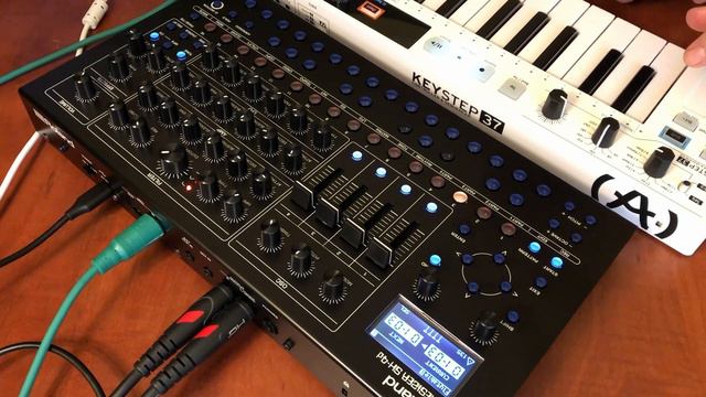 Roland SH-4d | Sunday morning vibes смотреть онлайн