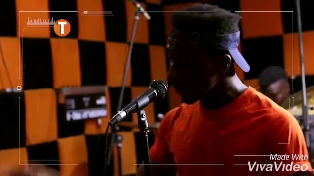 Okopi Peterson NOBODY CAN BEAR THE NAME YOU BEAR(live) смотреть онлайн