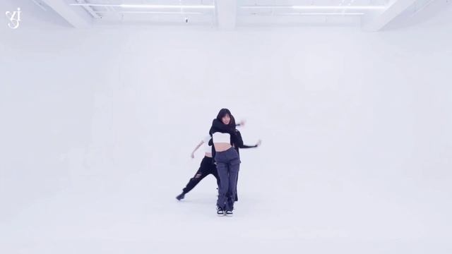 I am IVE [Mirrored Dance Practice] смотреть онлайн