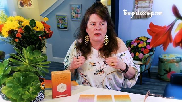 Awakening Intuition ~ Oracle Card Reading for June 1, 2023 ~ with Tanya Carroll Richardson смотреть онлайн