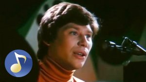 Летящей походкой (Я вспоминаю) - песня из фильма "Берегите женщин", (1981)