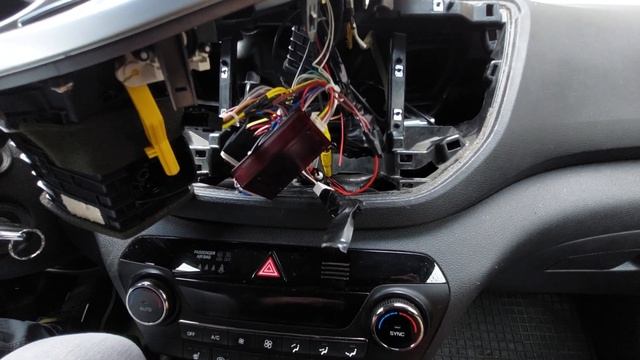 Bypass CANBUS to trigger reverse camera mode - All cars - Android Head units смотреть онлайн