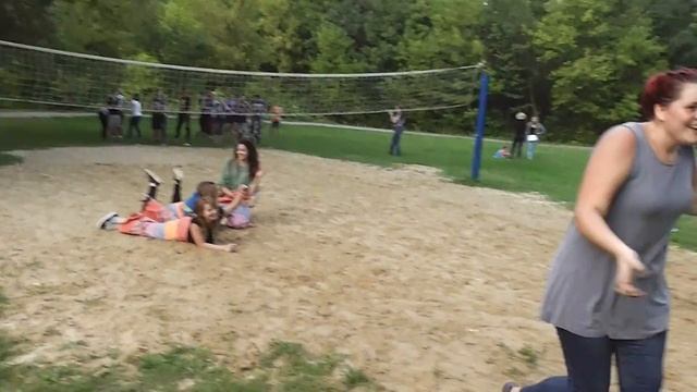 Штаны-тройник и чемпионат в Европе смотреть онлайн