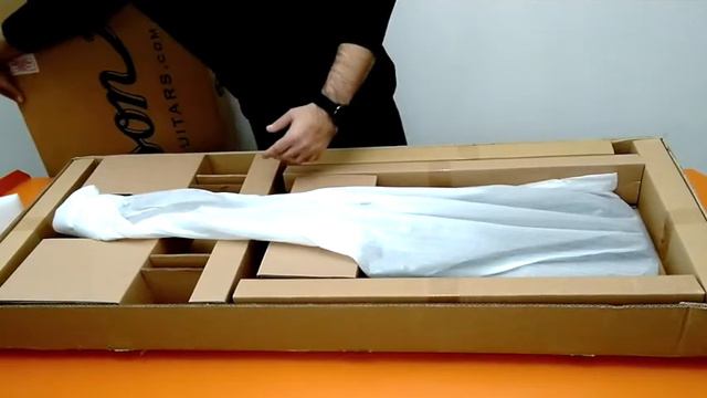 Unboxing Jackson David Ellefson Concert Bass X Series CBX IV смотреть онлайн