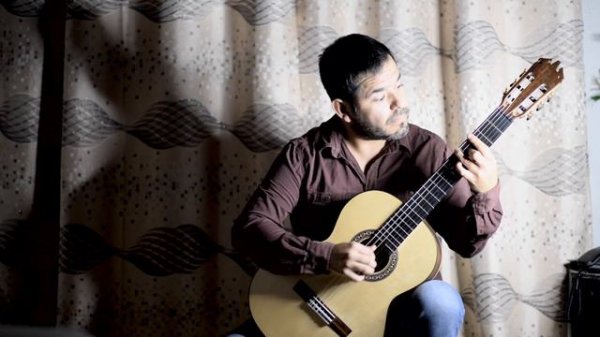 Rosita, polka. Francisco Tárrega. Alex Contreras, guitar.