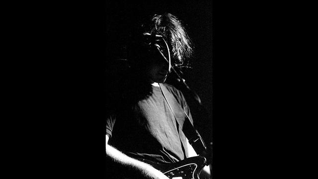 Kevin Shields - 'Incidental One' 1995 [rare track] смотреть онлайн