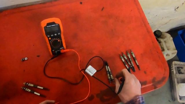 Inspecting and Replacing Glow Plugs on a 1KZ-TE Engine in a Land Cruiser Prado смотреть онлайн