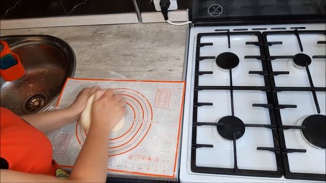 Идеальный рецепт лукового крекера. Детям чипсы больше не покупаю. смотреть онлайн