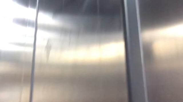 (Переснято уже 5 раз) Лифт OTIS Gen2 Home 2022 г. V=0.3м.с Q=320кг смотреть онлайн