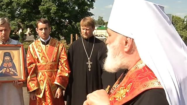 Закладка камня и памятной капсулы в основании строящегося храма смотреть онлайн