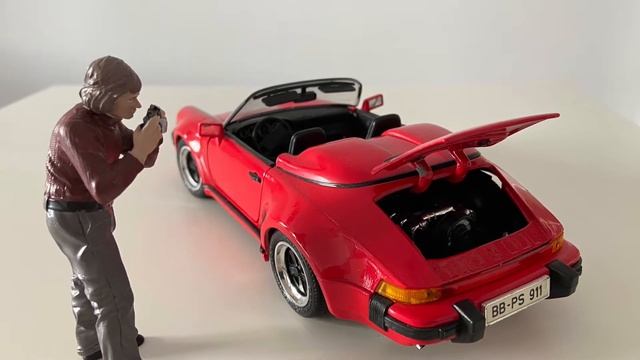 1989 Porsche 911 Speedster 1:18 - Maisto смотреть онлайн