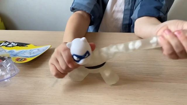 Распаковка Гуджитсу Игрушка Пантаро /GooJitZu Водная атака смотреть онлайн