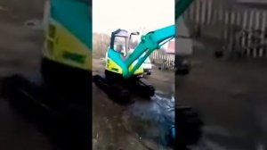 Отзыв покупателя . Экскаватор Янмар В3-3А