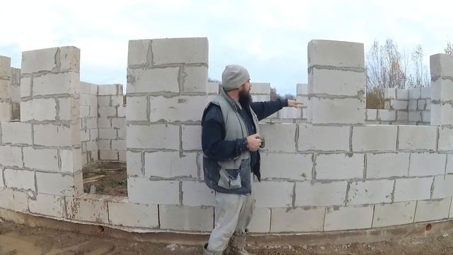 КОЗЛЯТНИК, ВОЗВЕЛ СТЕНЫ ИЗ БЛОКОВ / ХУТОР ЗАГАЙКИ смотреть онлайн